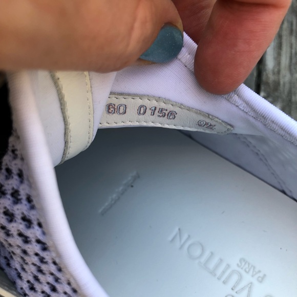 !!SOLD!! LOUIS VUITTON Damier Fuel Power sz 9 1/2 - Picture 5 of 8